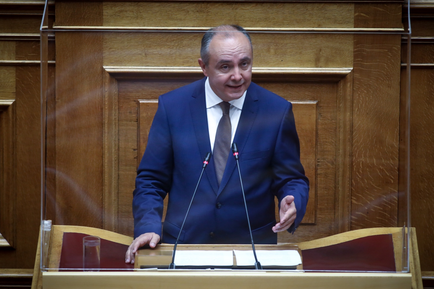 Θοδωρής Καράογλου: Θα καταψηφίσω το νομοσχέδιο για τα ομόφυλα ζευγάρια