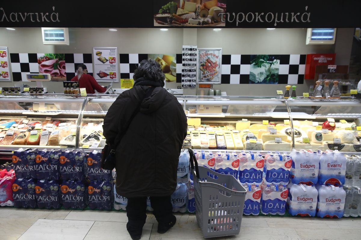 Λάδι, τυρί και φρούτα ακριβότερα στην Ελλάδα σε σχέση με άλλες χώρες της Ευρώπης