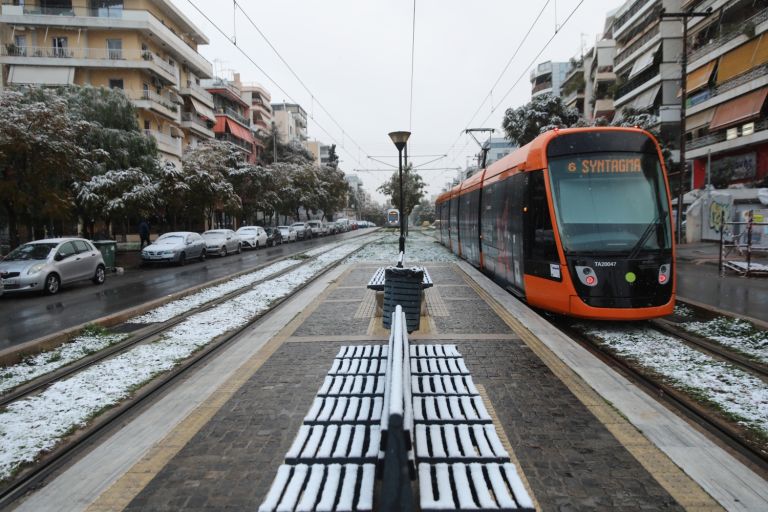 Καιρός: Σε ποιες περιοχές θα πέσουν χιόνια τις επόμενες ώρες [vid]