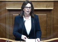 Την αποχώρησή της από τον ΣΥΡΙΖΑ ανακοίνωσε η πρώην βουλευτής Κατερίνα Παπανάτσιου – Αιχμές Κασσελάκη