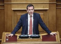 Δουδωνής για επιστολική ψήφο: Εμπρηστής της υπεύθυνης στάσης της αντιπολίτευσης, η υπουργός Εσωτερικών
