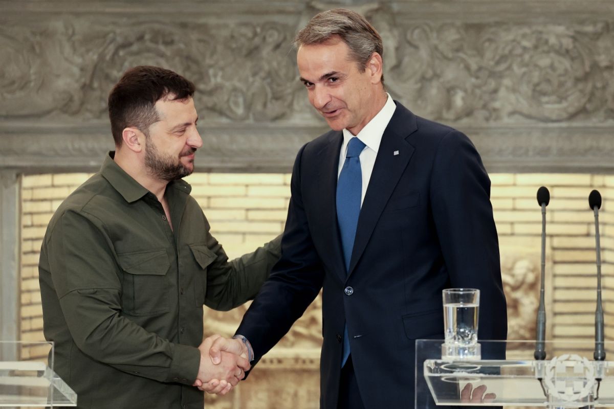 Τηλεφωνική επικοινωνία Μητσοτάκη – Ζελένσκι ενόψει του Ευρωπαϊκού Συμβουλίου στις Βρυξέλλες