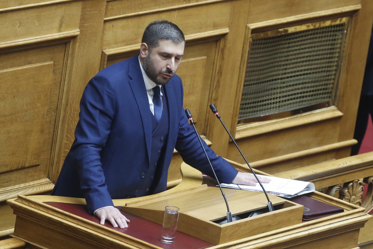 Ανεξαρτητοποιήθηκε ο Χαράλαμπος Κατσιβαρδάς από τους Σπαρτιάτες – Με 10 η ΚΟ
