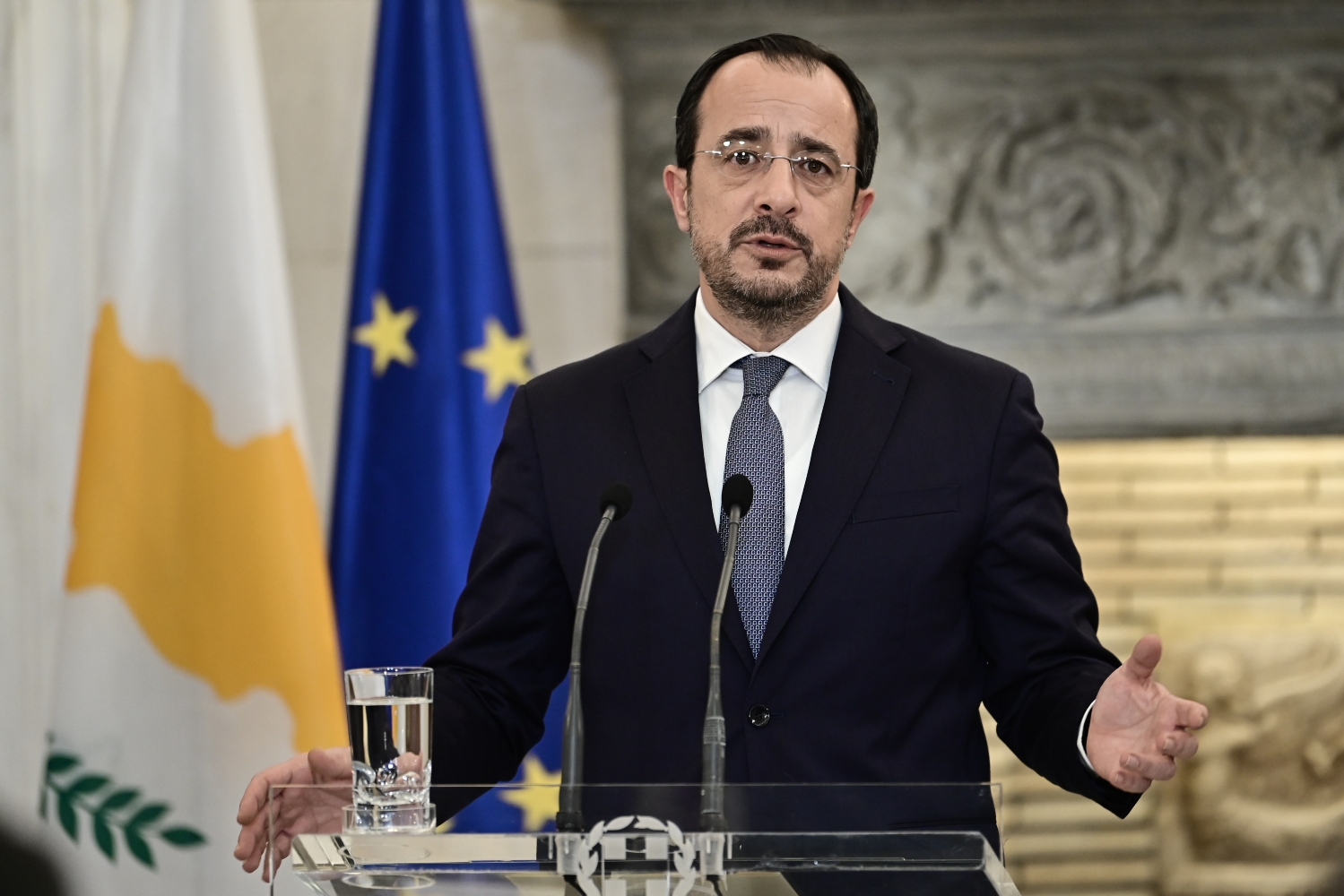 Ευρύς ανασχηματισμός στην Κύπρο – Αντικαταστάθηκε το μισό υπουργικό συμβούλιο