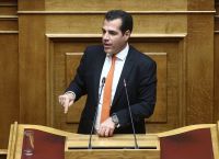 Πλεύρης: «Θα εκτιμηθεί ότι ο πρωθυπουργός αφήνει πλήρη ελευθερία στους βουλευτές»