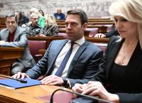 Τριήμερο εργασιών στον ΣΥΡΙΖΑ στις Σπέτσες – Αντιδράσεις από τους βουλευτές για το… powerpoint