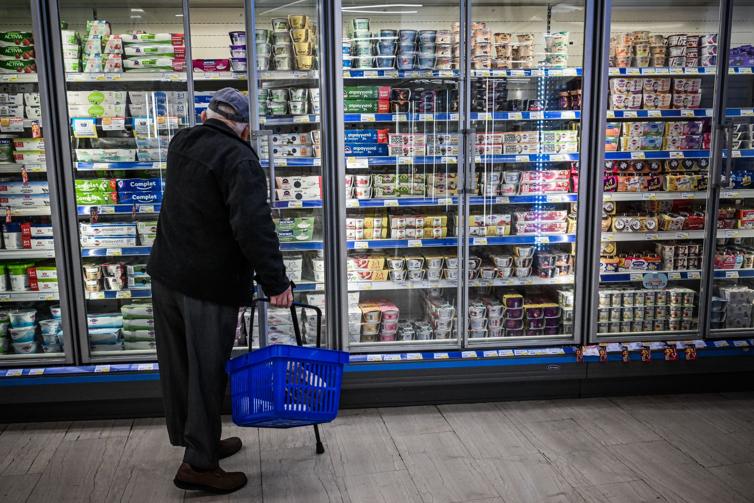 «Ράλι» ακρίβειας και κερδοσκοπικά παιχνίδια: Μεγάλες αποκλίσεις τιμών από ράφι σε ράφι για τα ίδια προϊόντα
