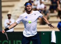 Τσιτσιπάς – Τόμπσον 3-1: Συνεχίζει απτόητος στο Australian Open!