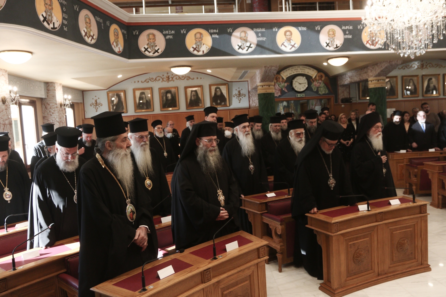 Ιερά Σύνοδος: Έκτακτη Συνεδρία υπό τον Αρχιεπίσκοπο με θέμα τον γάμο ομόφυλων ζευγαριών