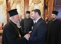 Συνάντηση του Νίκου Ανδρουλάκη με τον Οικουμενικό Πατριάρχη Βαρθολομαίο