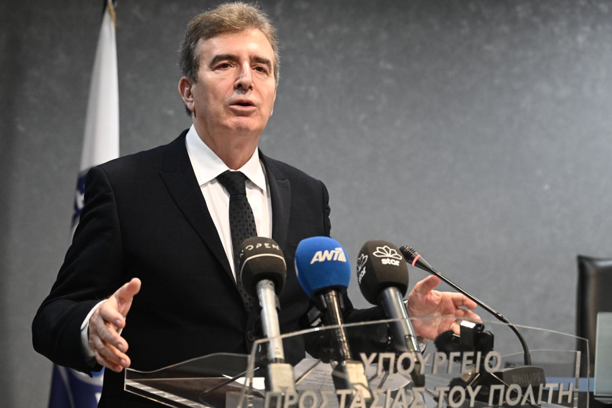 Χρυσοχοΐδης: “Έχουμε μείνει πίσω στην αποστολή μας και πρέπει να τρέξουμε” [vid]