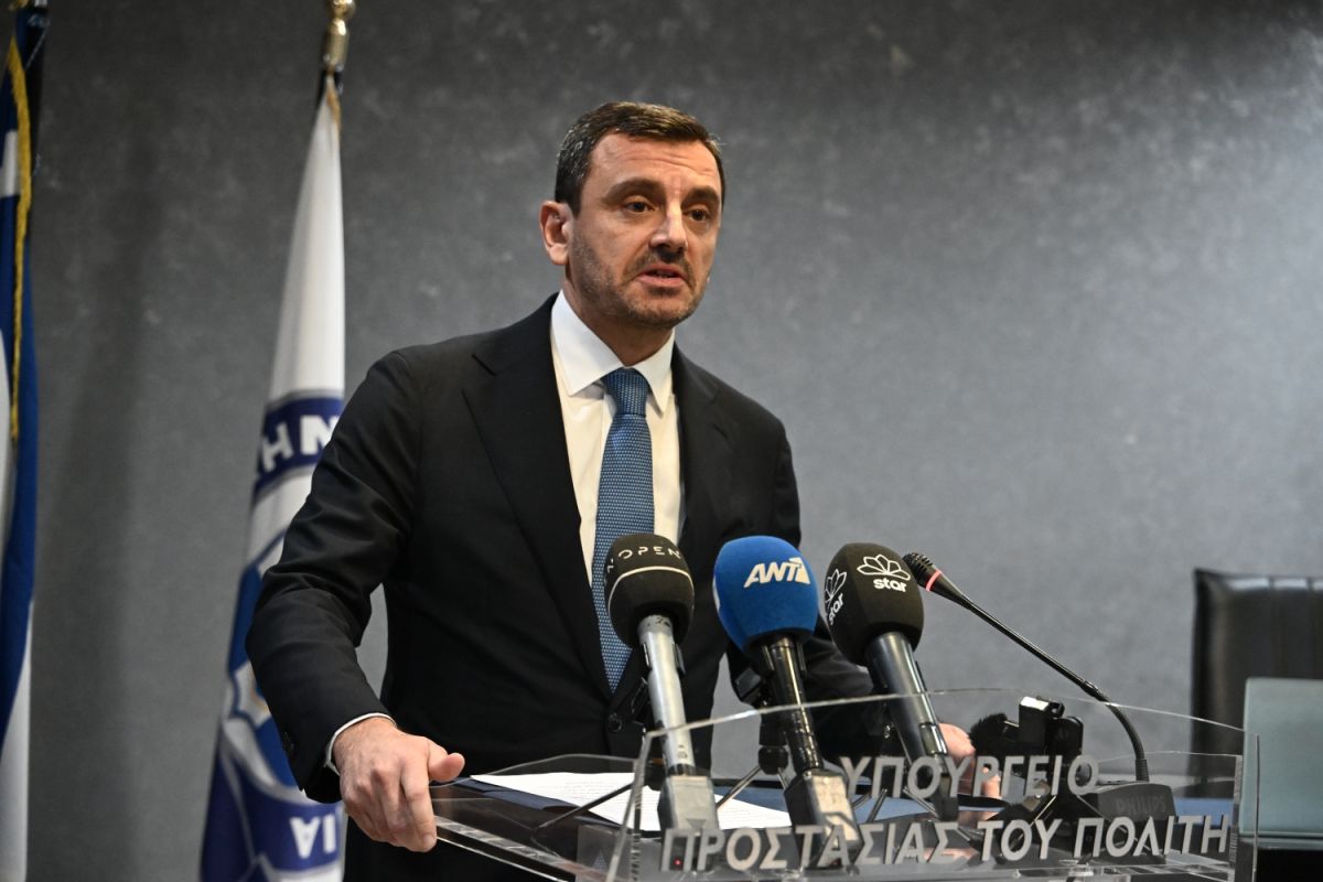 Νικολακόπουλος: Το νομοθετικό πλαίσιο απαγορεύει στους αστυνομικούς την άσκηση άλλου επαγγέλματος