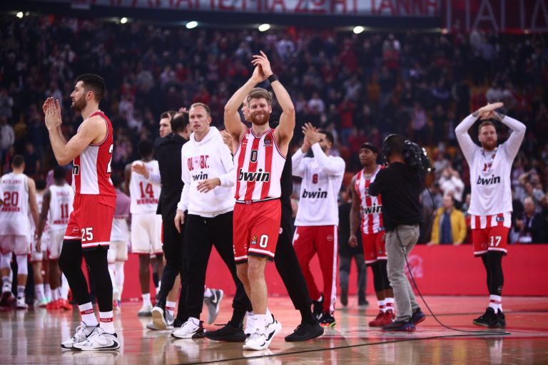 Ολυμπιακός – Μονακό 75-73: Πήρε το ματς με καθοριστικό ΜακΚίσικ [vid]