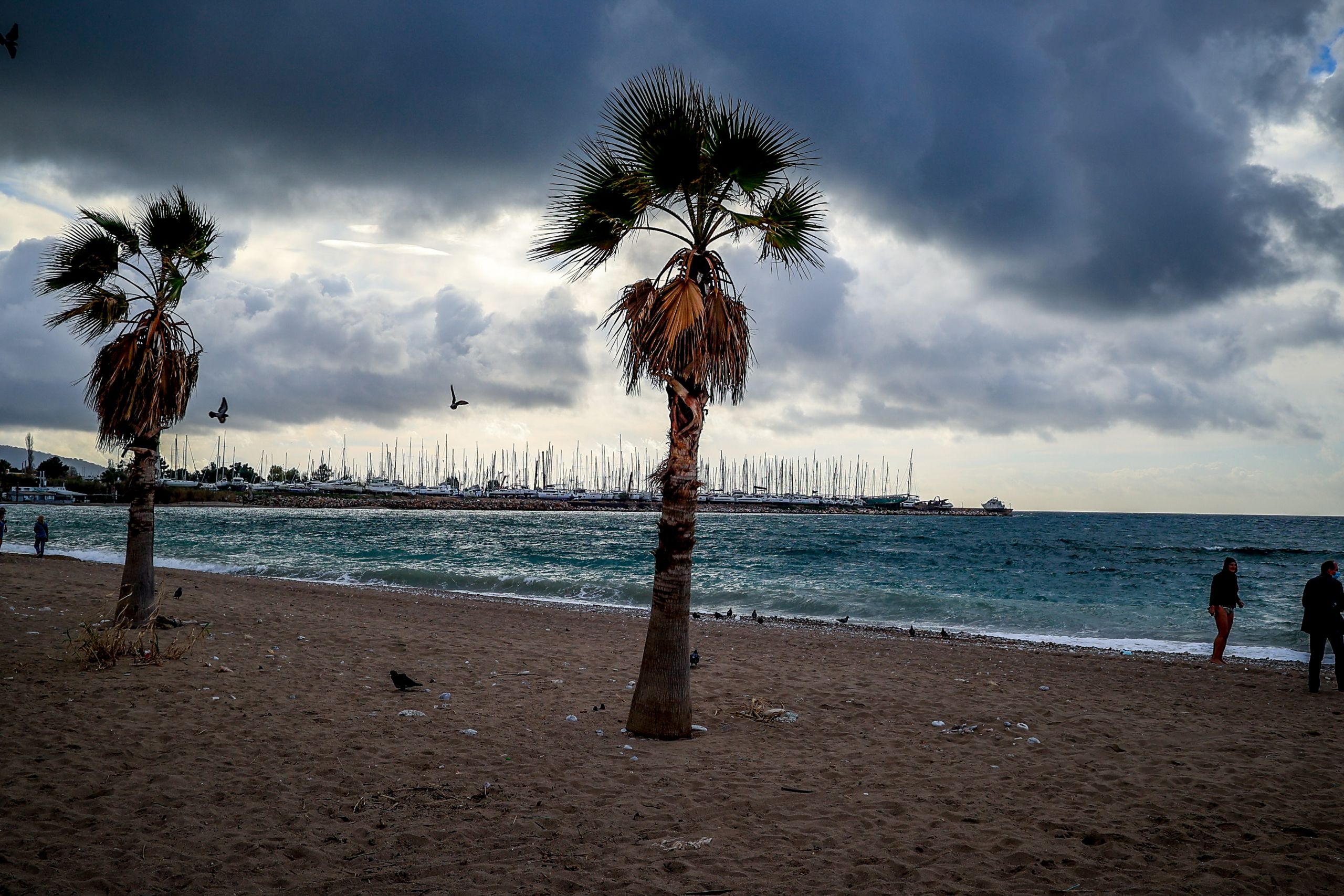 Άστατος με τοπικές βροχές – Γενικά καλός ο καιρός το τριήμερο