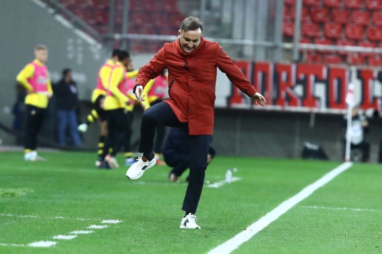Καρβαλιάλ για τη διαιτησία: «Είναι κλοπή… » [vid]