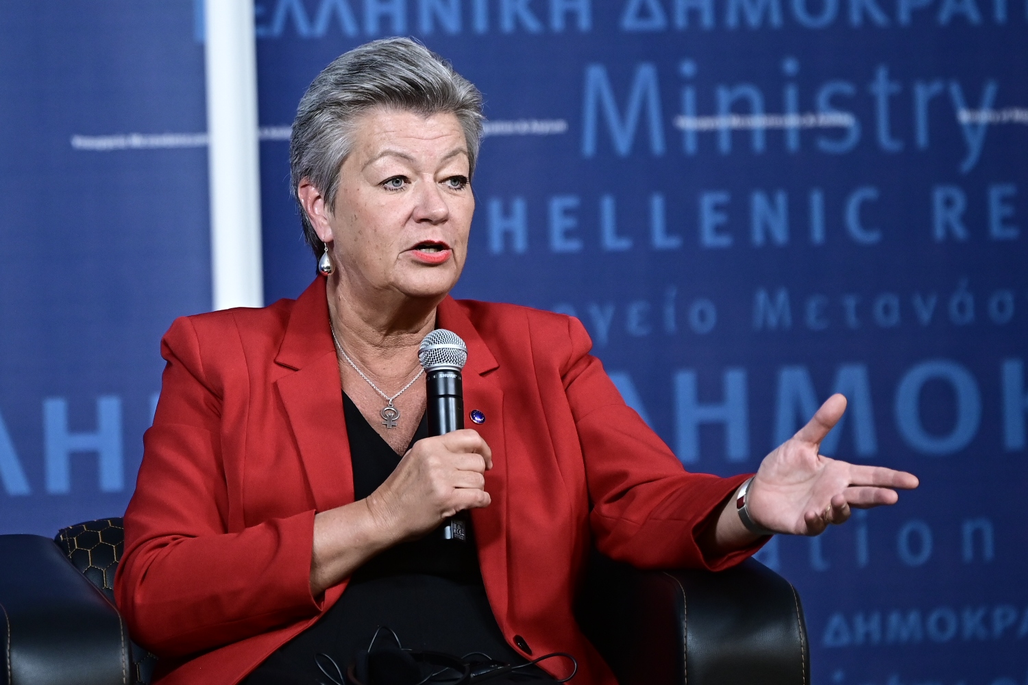 Γιόχανσον: Αξιοσημείωτη η πρόοδος της Ελλάδας στο μεταναστευτικό
