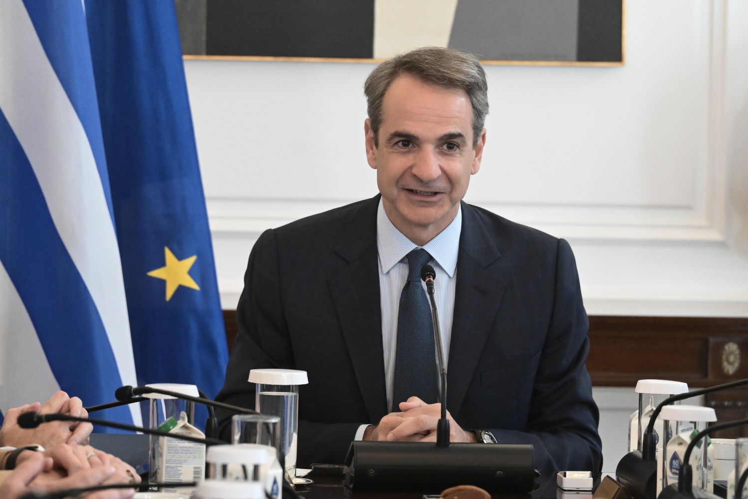 Μητσοτάκης σε υπουργούς: Συνέπεια και δουλειά -Νέα μέτρα αύριο κατά της ακρίβειας [vid]