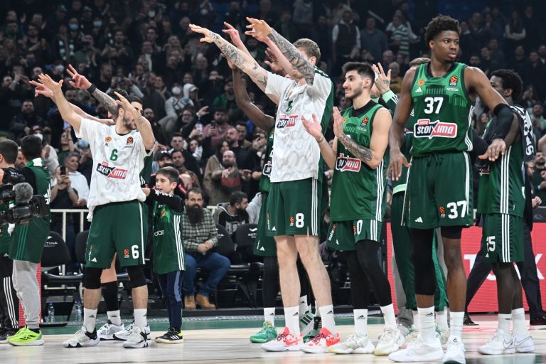 Παναθηναϊκός: Παίκτες και κόσμος πανηγύρισαν μία ακόμα νίκη στο ΟΑΚΑ [vid]