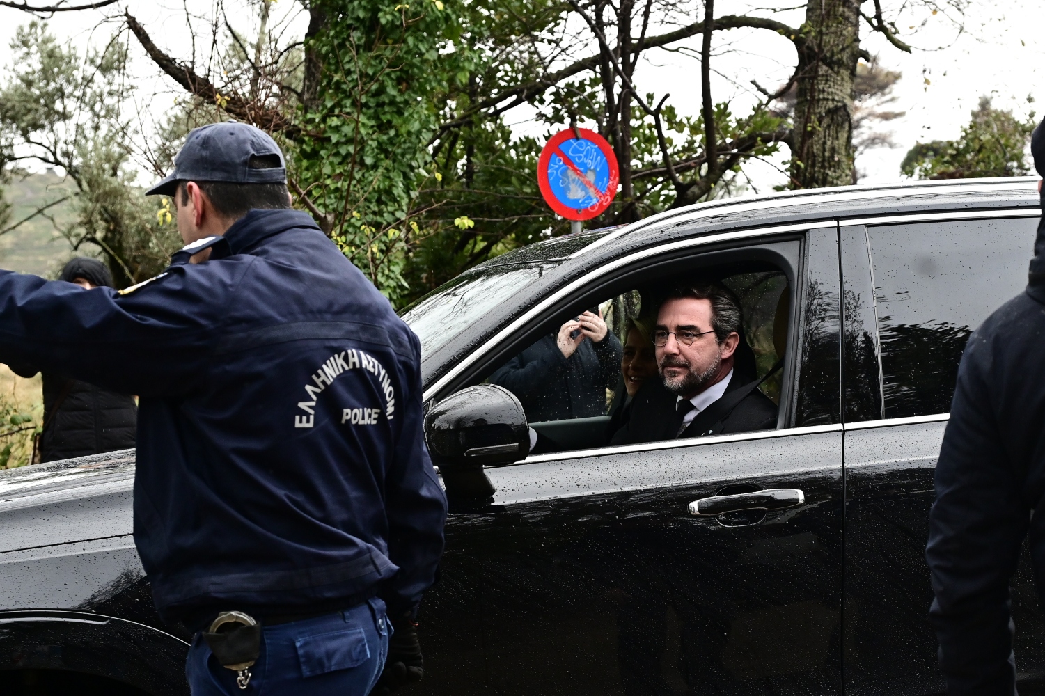 Πραγματοποιήθηκε το ετήσιο μνημόσυνο του τέως βασιλιά Κωνσταντίνου [vid]