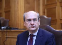 Όσα συζήτησε ο Χατζηδάκης με τους επικεφαλής των SSM και SRB