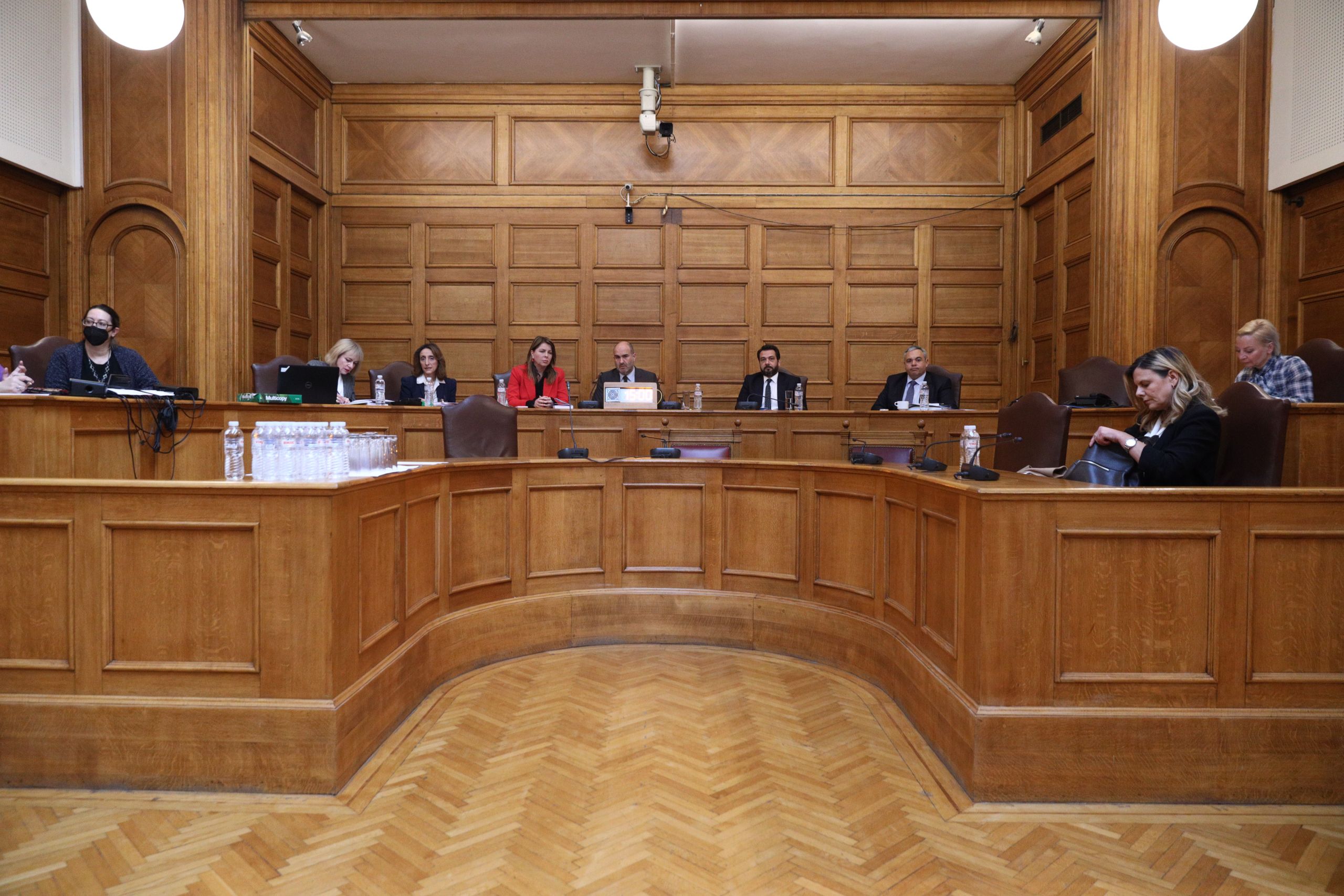 Εξεταστική για Τέμπη – Κύκλοι ΝΔ: Μεγάλες ευθύνες της ΡΑΣ αποκαλύπτει η κατάθεση Τσιαπαρίκου