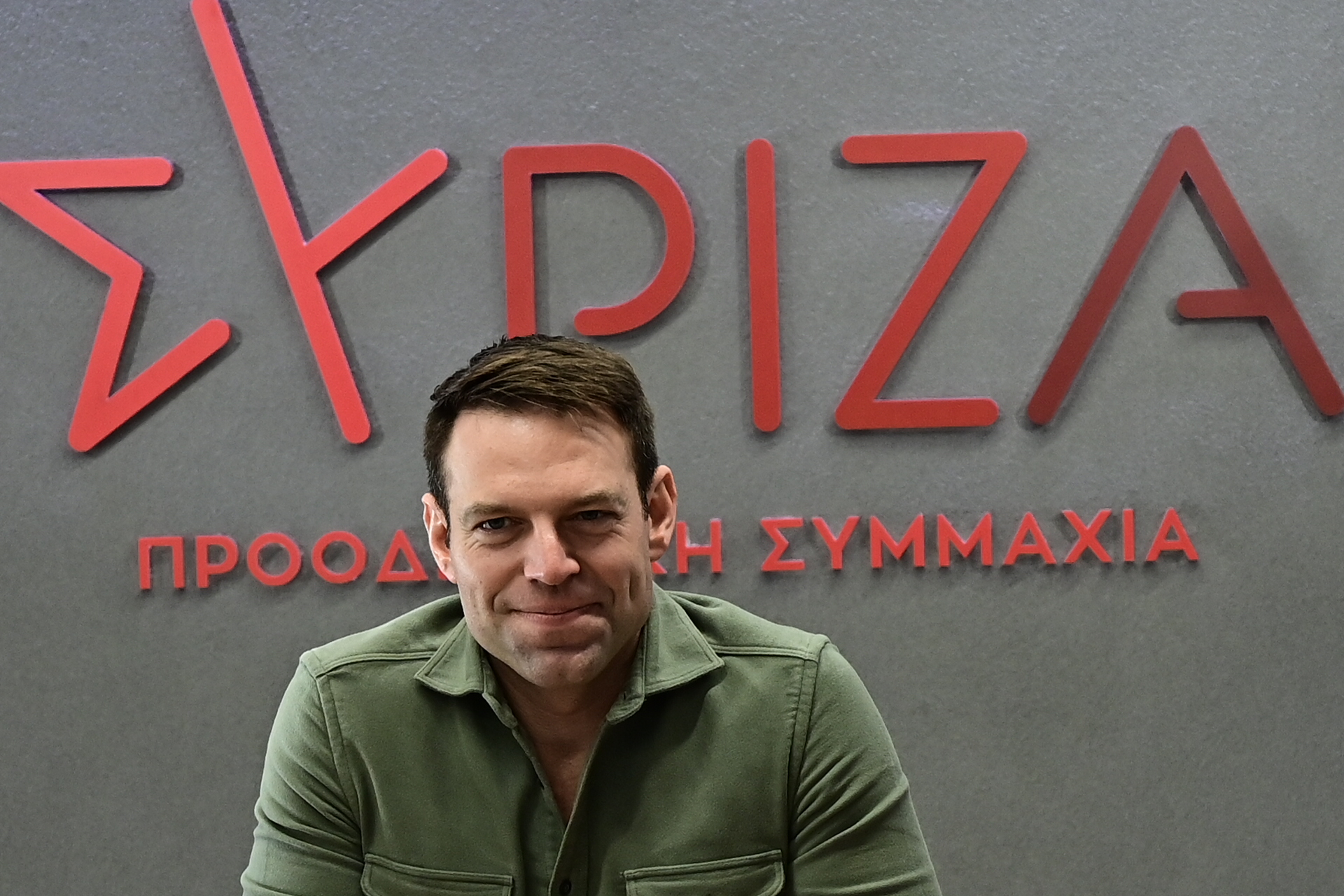 Κασσελάκης: «Τα αλβανικά να γίνουν μάθημα επιλογής στα σχολεία»