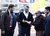 Πολίτης έδειξε στον Μητσοτάκη πώς έσωσε την περιουσία του με τον εξωδικαστικό [vid]
