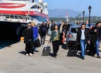 Σπέτσες: Έφθασε η ΚΟ – Στις 16:00 θα ξεκινήσει η συνάντηση εργασίας [vid]