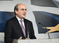 Έρχονται 3 νέα νομοσχέδια για δημόσιες επενδύσεις, συγχωνεύσεις επιχειρήσεων, Υπερταμείο