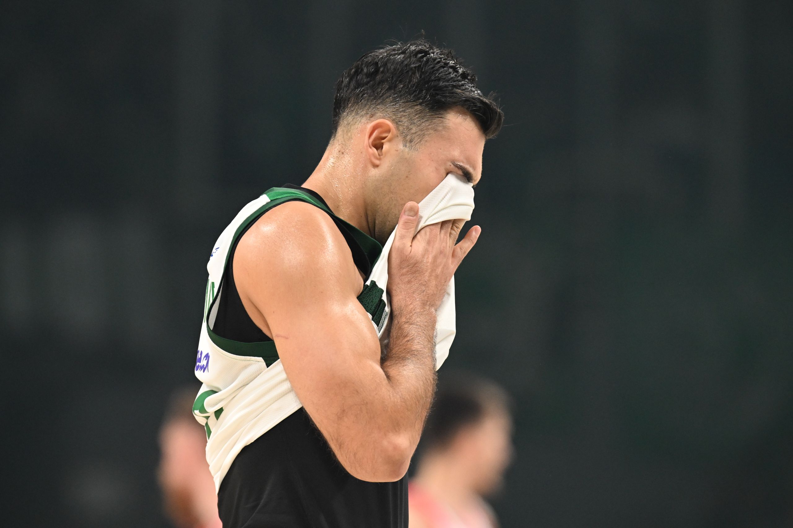 Θλάση ο Κώστας Σλούκας, 10 ημέρες εκτός γηπέδου