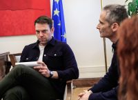 Κασσελάκης για τράπεζες: Καρτελοποίηση, χαμηλή ποιότητα υπηρεσιών, υπέρογκα κέρδη, εργασιακή επισφάλεια