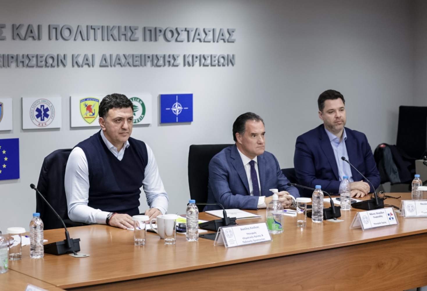 Καιρός χιόνια: Συσκέψεις στην Πολιτική Προστασία – Ποιες περιοχές θα επηρεαστούν