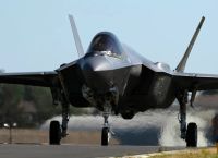 F-35: Σε αναμονή της απάντησης των ΗΠΑ