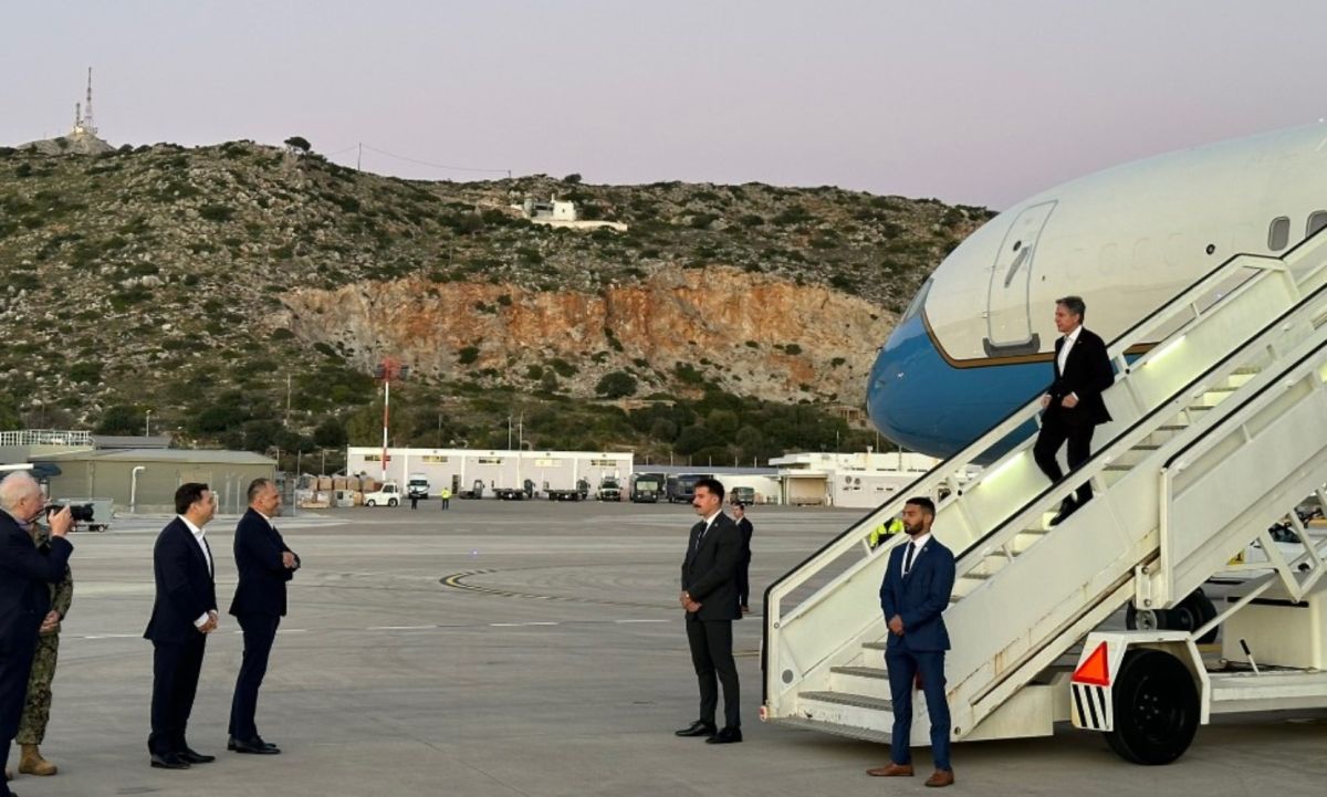 Συνάντηση Μητσοτάκη, Μπλίνκεν στα Χανιά: Έφτασε στην Κρήτη ο Αμερικανός ΥΠΕΞ