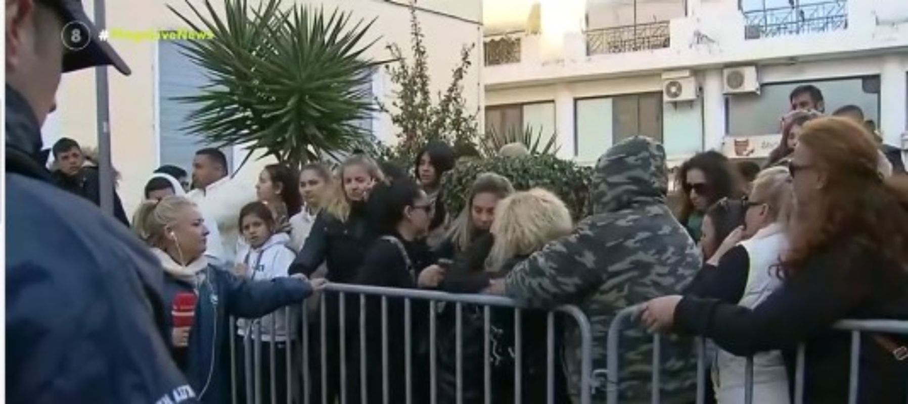 Η στιγμή που η μητέρα του Μπάμπη μαθαίνει ότι βρέθηκε η σορός [vid]