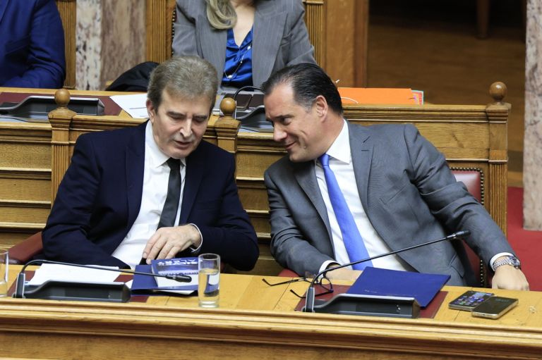 Γιατί ο Μητσοτάκης προχώρησε σε μίνι ανασχηματισμό [vid]