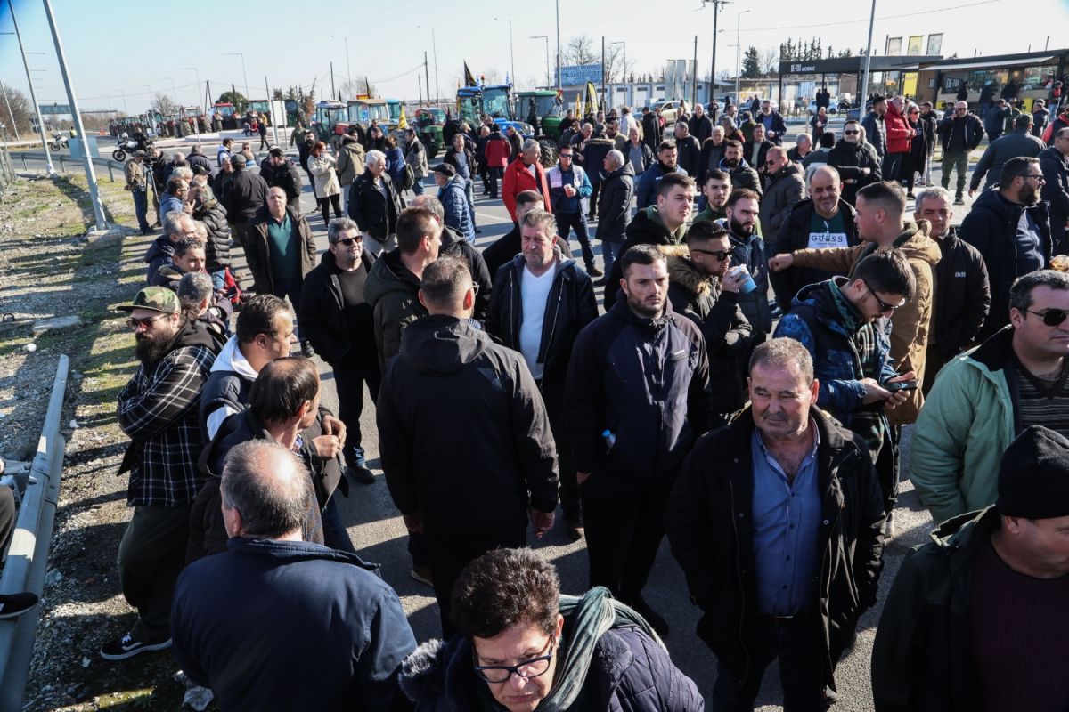 Αγροτικές κινητοποιήσεις: Έτοιμοι να κλείσουν την Εθνική οδό Λάρισας-Τρικάλων-Ιωαννίνων
