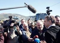 «Αντιμετωπίζουμε με σεβασμό τις αγωνίες τους» – Τι απαντούν κυβερνητικές πηγές για τα μπλόκα των αγροτών