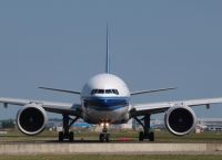Boeing: Έφυγε ο μπροστινός τροχός αεροσκάφους ενώ ετοιμαζόταν για απογείωση