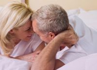 Γυναίκες άνω των 50 αποκαλύπτουν πώς μοιάζει το σεξ μετά την εμμηνόπαυση