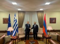 Γεραπετρίτης από Αρμενία: Ζήτημα αρχής να παρέχουμε αλληλεγγύη σε οποιονδήποτε είναι αμυνόμενος