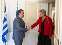 Παπασταύρου: Συναντήθηκε με την Επίτροπο Εσωτερικών Υποθέσεων της ΕΕ, Ίλβα Γιόχανσον