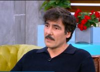 Ο Αντώνης Καρυστινός σε σπάνια δήλωση για την οικογένειά του – Δεν μένω μαζί με τη σύζυγό και την κόρη μου