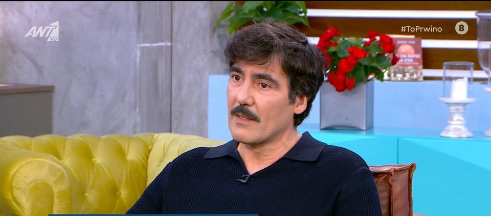 Ο Αντώνης Καρυστινός σε σπάνια δήλωση για την οικογένειά του – Δεν μένω μαζί με τη σύζυγό και την κόρη μου