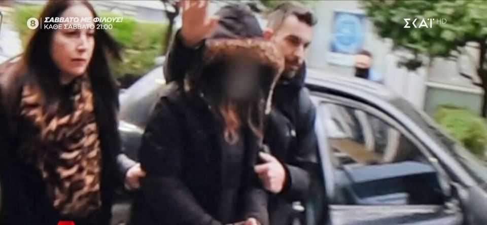 Χαλκίδα: «Συνευρέθηκα ερωτικά με τον Σάκη, νόμιζα πως ήταν ο άντρας μου» – Τι είπε στην απολογία η 39χρονη