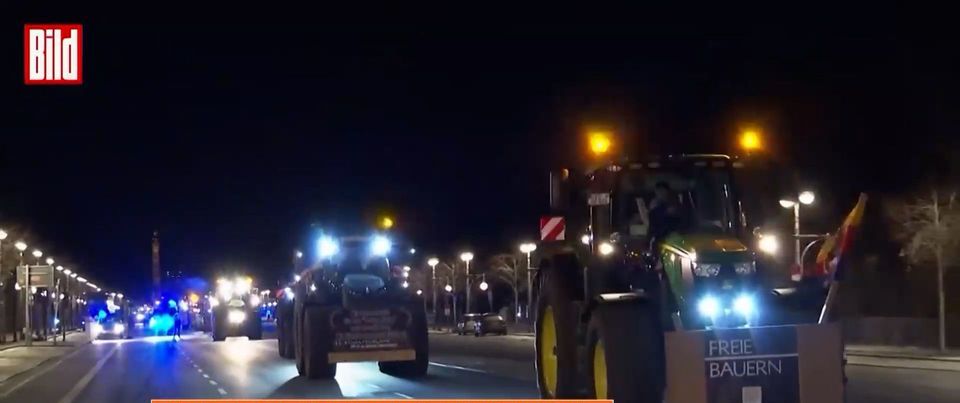Γερμανία: Αγρότες, επαγγελματίες οδηγοί και μηχανοδηγοί συνεχίζουν την απεργία
