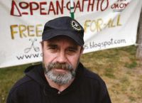 Ο “Άλλος Άνθρωπος” απαντά στις κατηγορίες περί ξεπλύματος μαύρου χρήματος