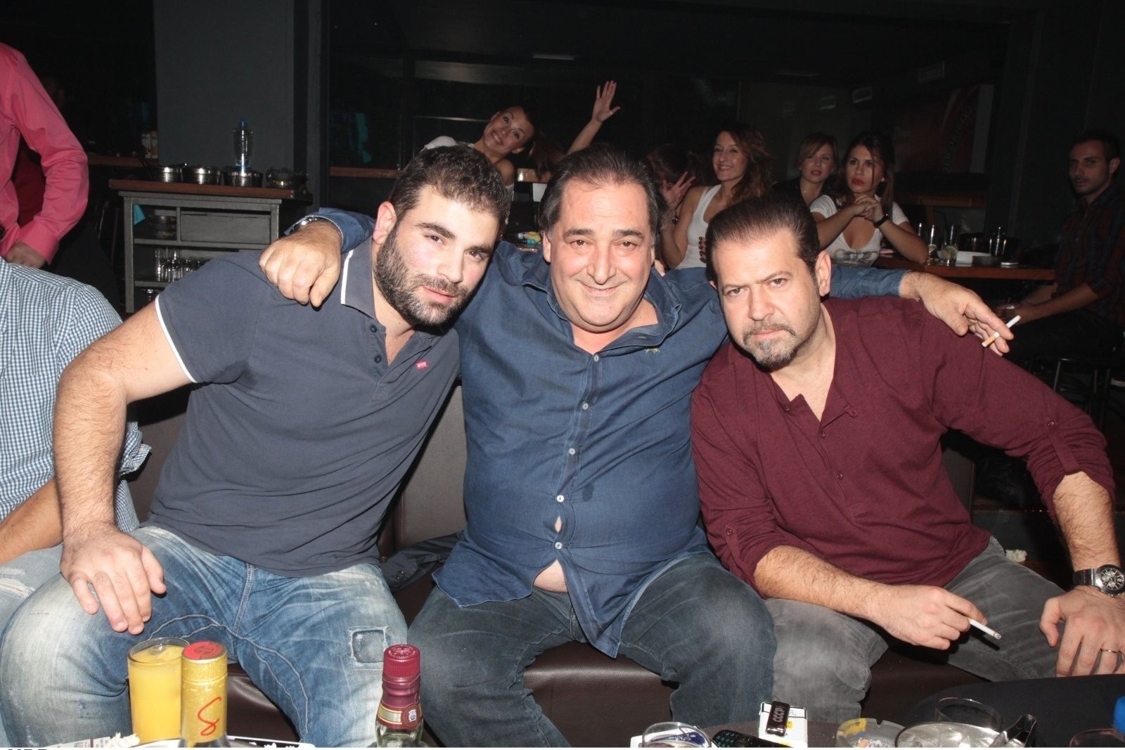 Ο Χάρης Κωστόπουλος δεν έμαθε ποτέ για τον θάνατο του κουμπάρου του, Βασίλη Καρρά και πέθανε λίγο μετά