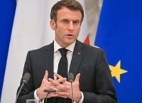 Μετά τον Μακρόν, ποιος θα είναι αντίπαλος της Λεπέν;