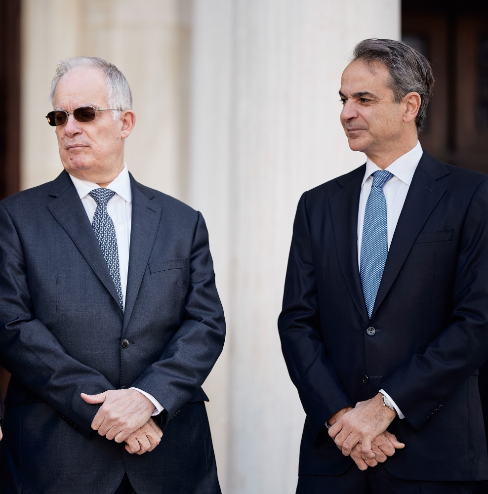 Μητσοτάκης και Τασούλας ήπιαν τον πρώτο καφέ της χρονιάς στο Κολωνάκι
